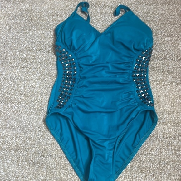 Magicsuit Studmuffin Lauren swimsuit in turquoise green - Picture 4 of 12